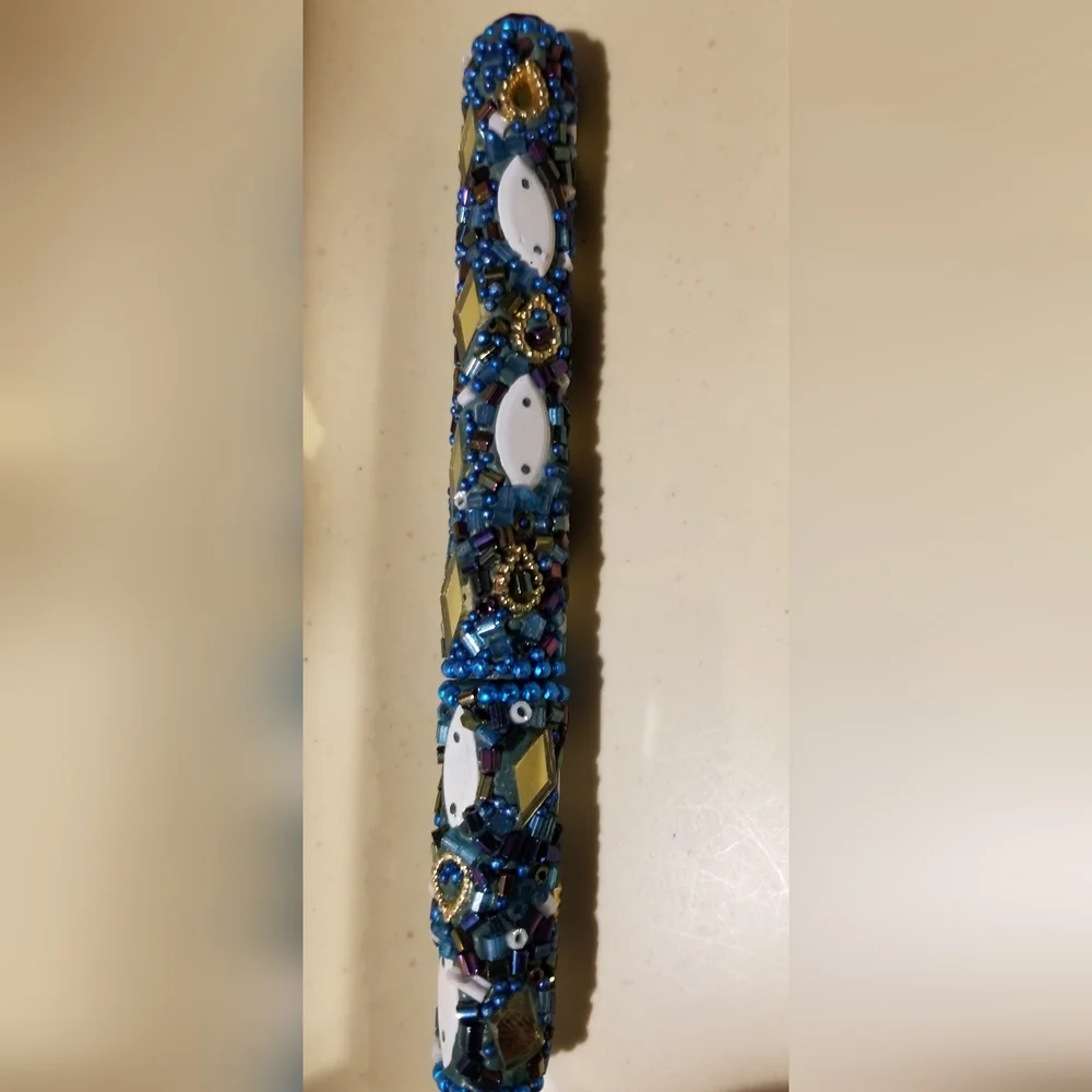 New Blue Beaded Pen Holder with Pen